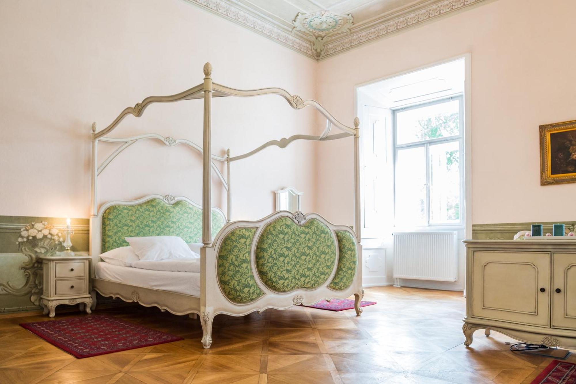 Zamek Hradek U Susice Hotell Rum bild